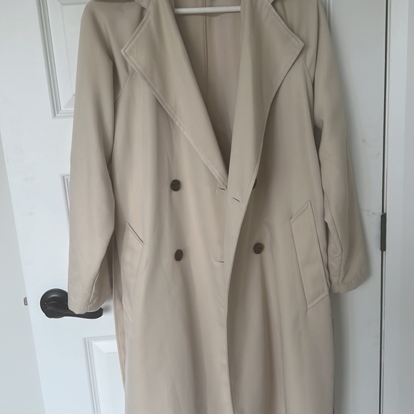 Beige trench - Picture 2 of 2